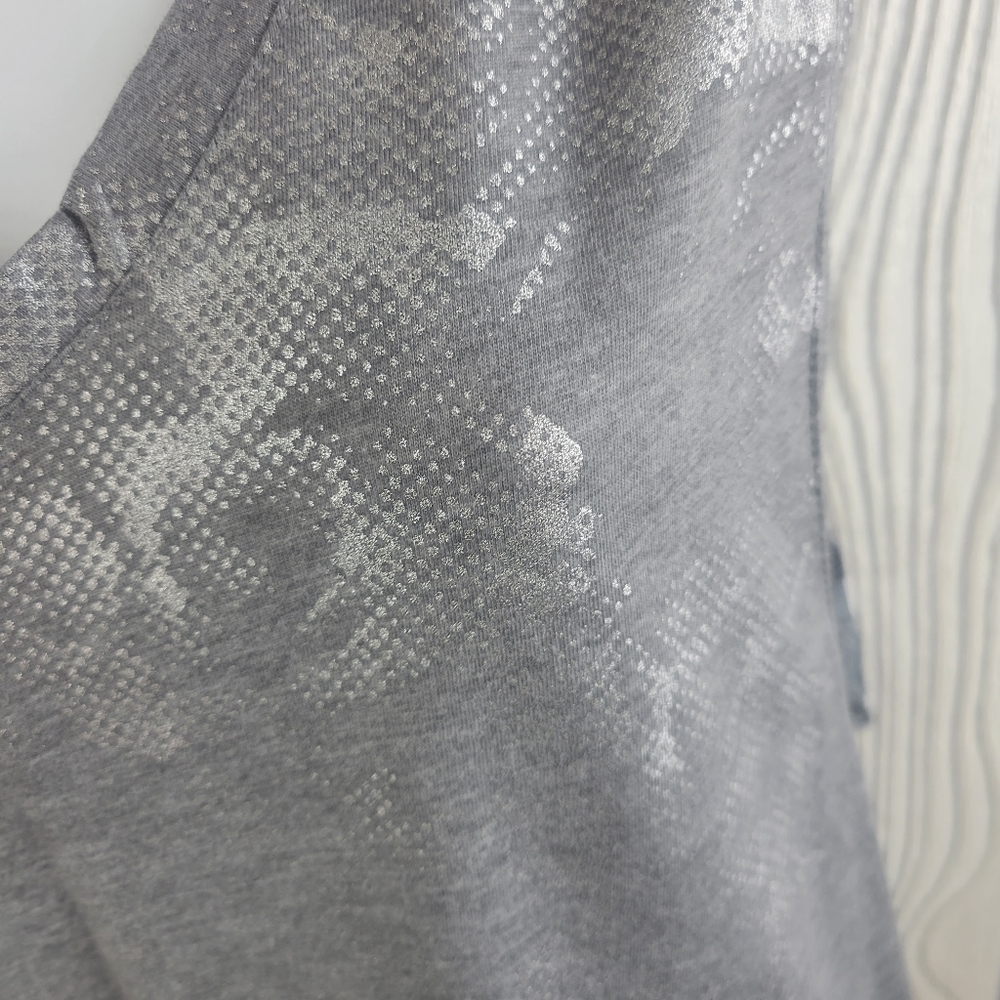 Fabletics Top - Picture 3 of 5